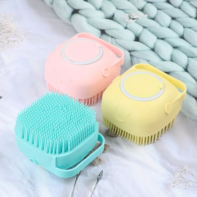 Mini Bath Brush with Storage Box (Random Color)